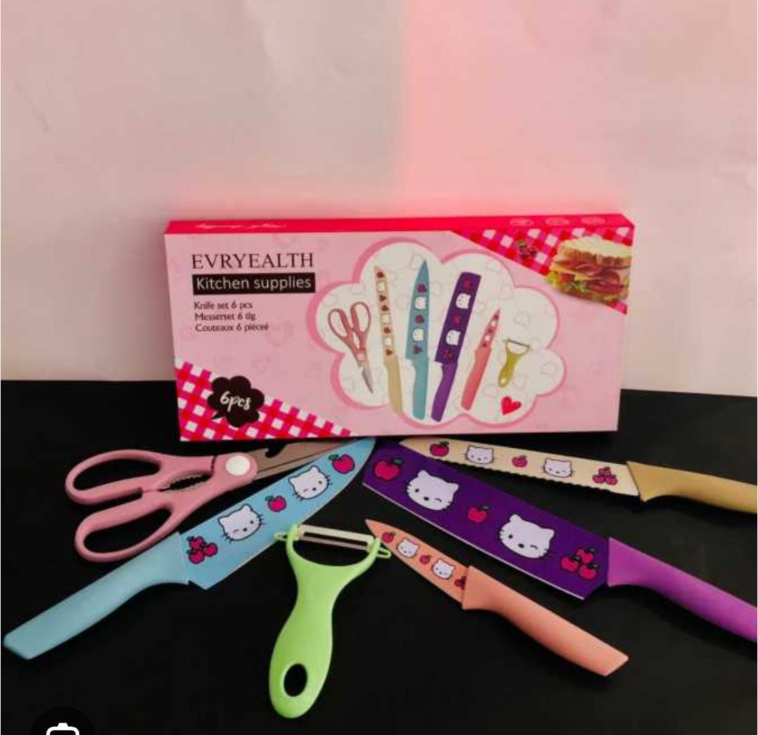 Cute Hello Kitty Themed Kitchen Knife Set